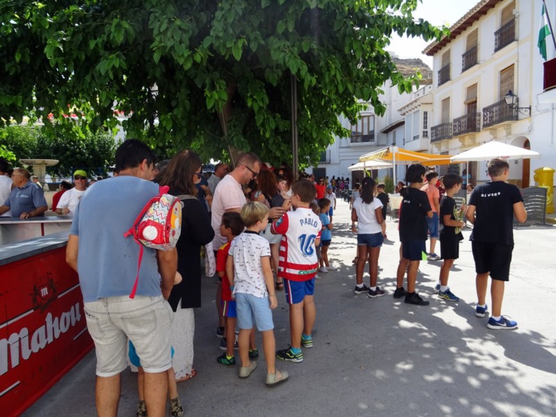 Los Cabezudos. Fiestas Galera 2018-027.jpg