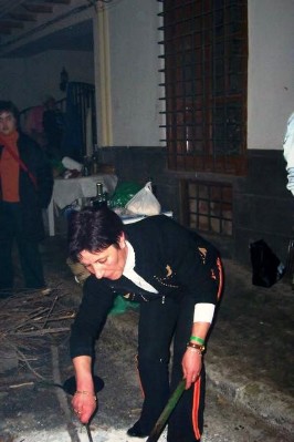 image003.jpg