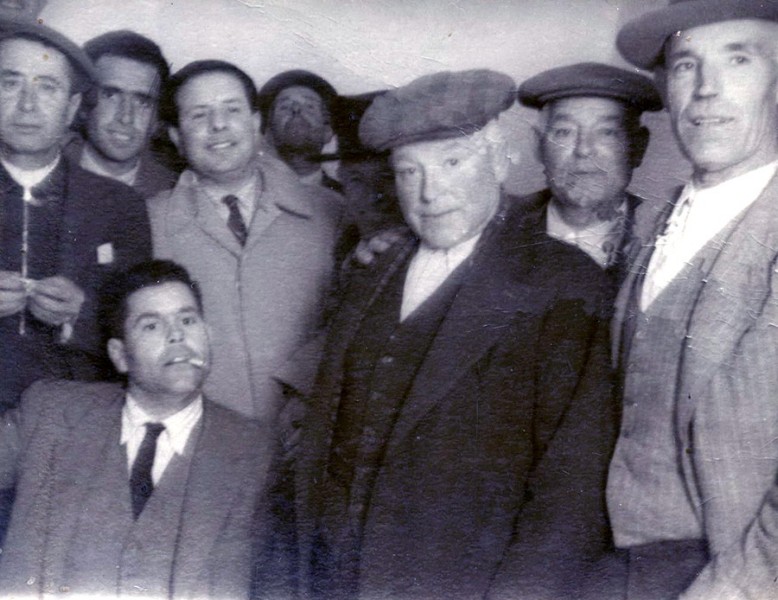 Amigos del pueblo en los anos 50.jpg