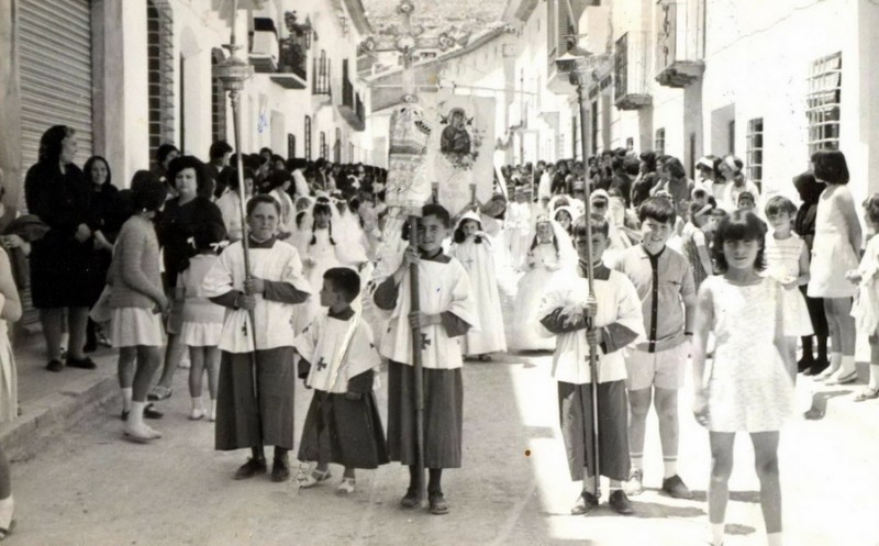Procesion del Corpus Christi en 1.967..jpg