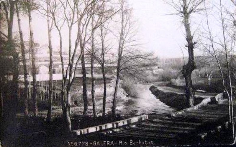 24. El paseo. 1920.JPG
