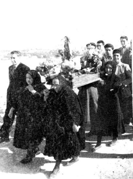 70. Procesion en Riego Nuevo (2) Septiembre 1954.JPG