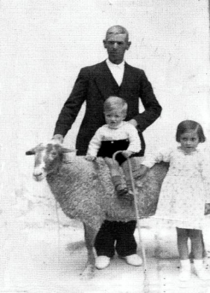 81. Cordero de Dios. 1940.JPG
