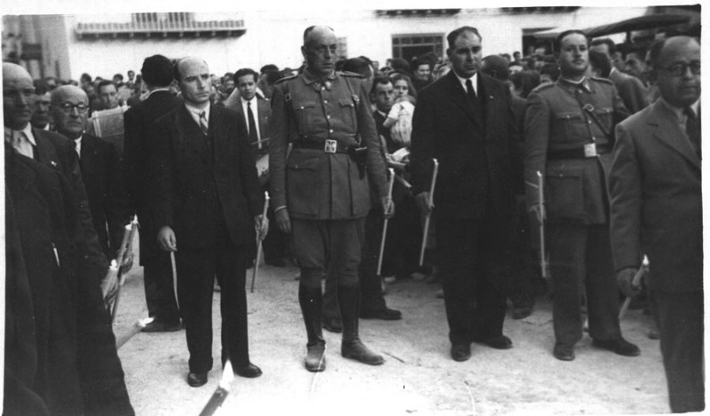 87. Presidencia de la procesion del santisimo Cristo. 1950.JPG