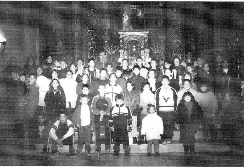 88. Previos via Crucis. Niños y jovenes.JPG