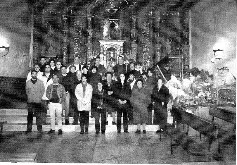 96. Previos via Crucis. Santo entierro y camareras.JPG